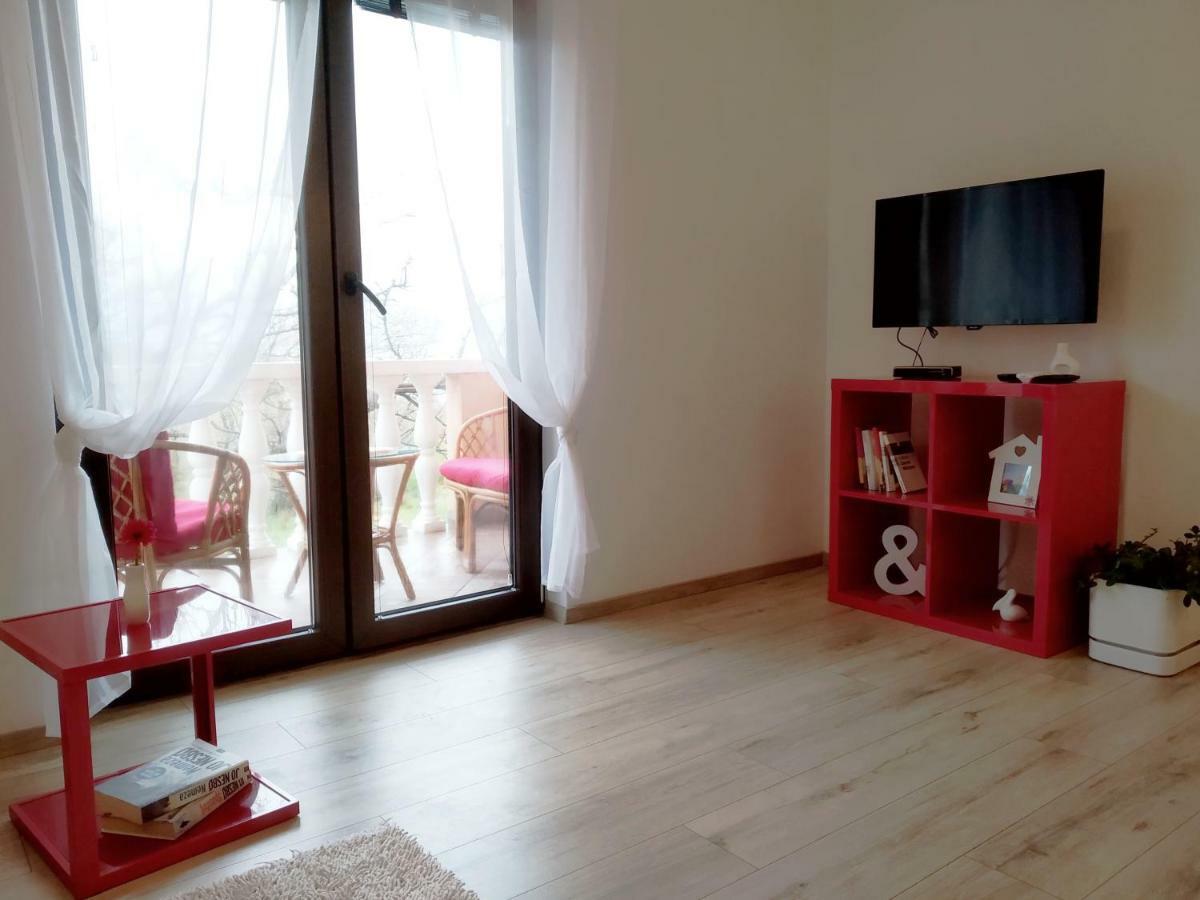 Apartments Agava Nin Luaran gambar