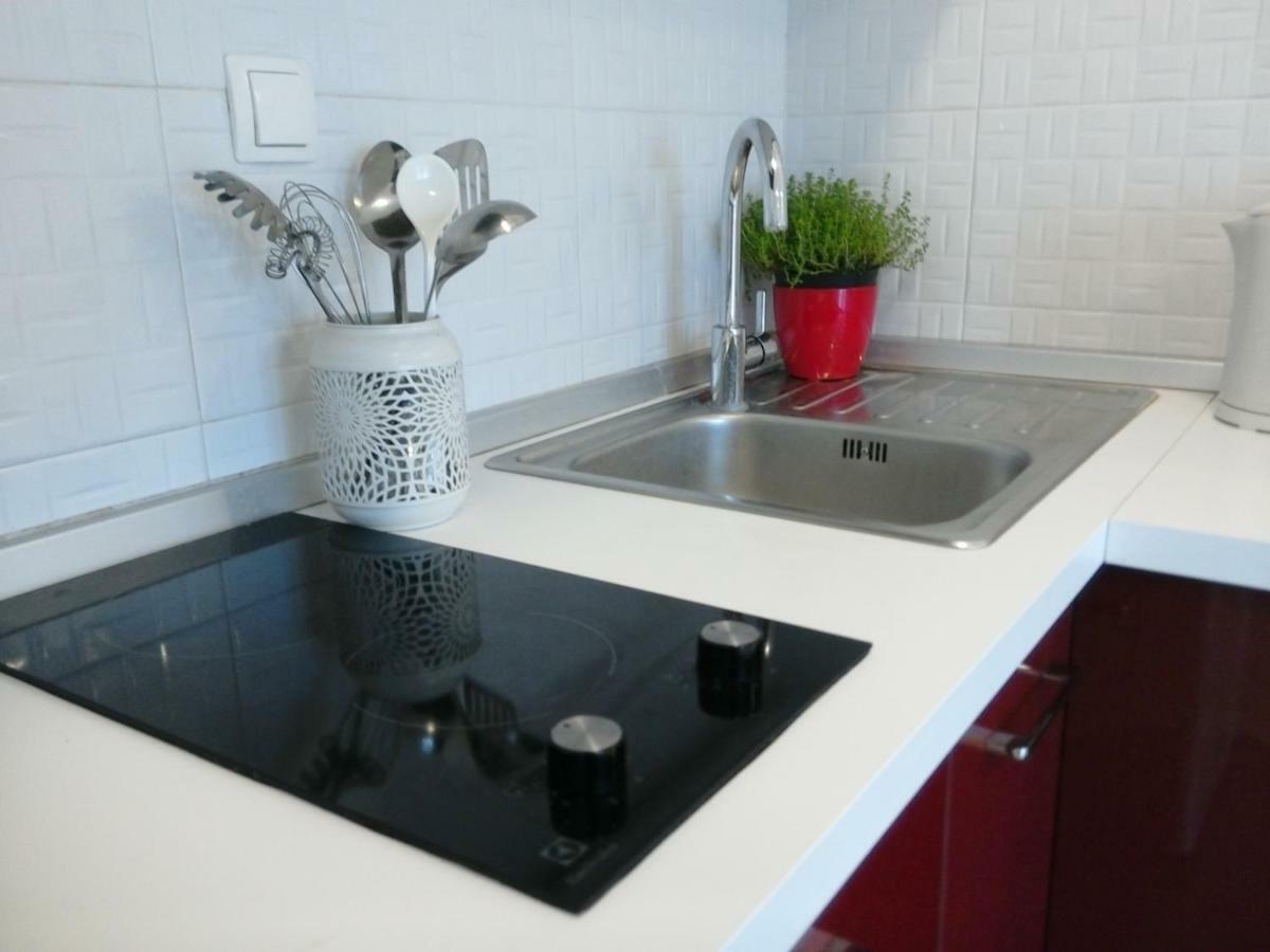 Apartments Agava Nin Luaran gambar