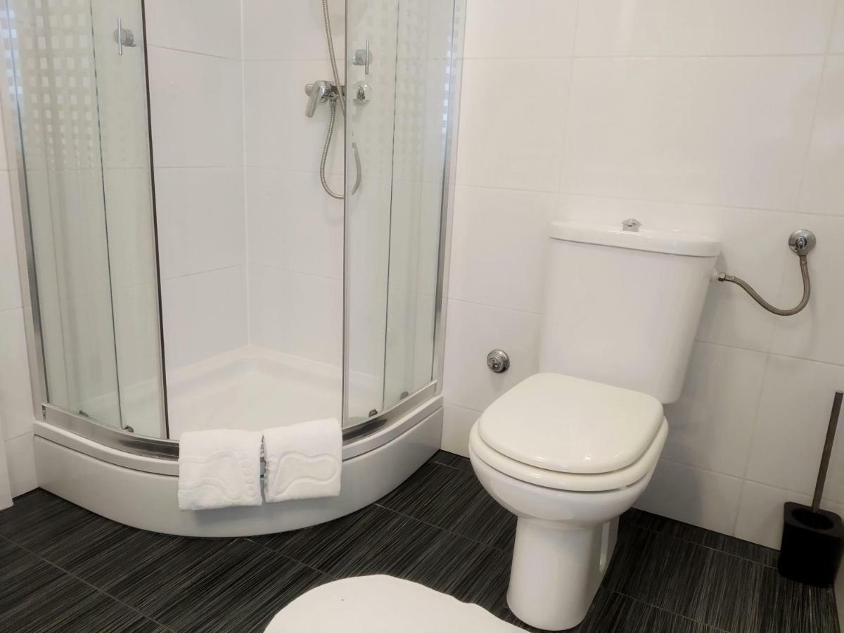 Apartments Agava Nin Luaran gambar