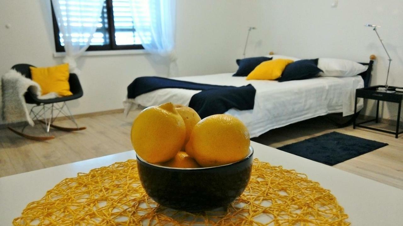 Apartments Agava Nin Luaran gambar